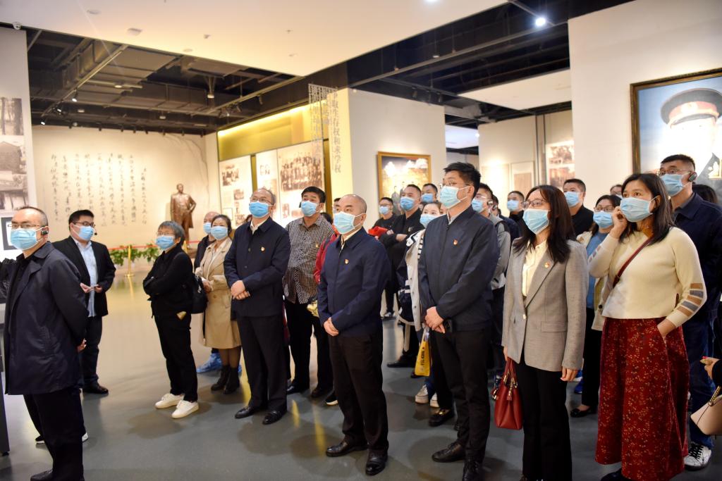 英国365(集团)公司官方网站